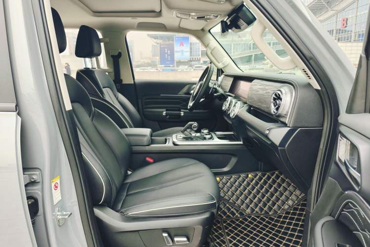 Used Tank 300 2023 City Edition 2.0T—Stylish as Ever