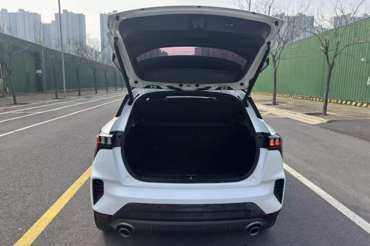 Used Lynk & Co 06 2020 1.5T JinPro model