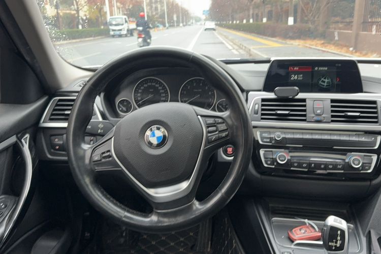 Used BMW 3 Series 2018 318Li
