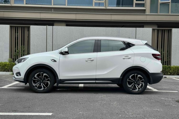 Used Soueast DX7 2018 Prime 1.5T Manual Smart Connect Starry Edition China V Standard