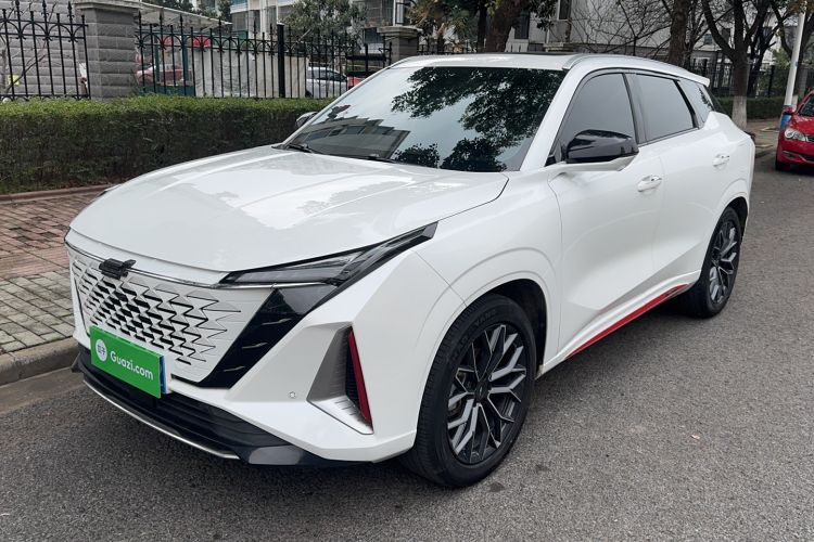 Used Oshan Z6 2023 Blue Whale 1.5T DCT Smart Luxury Model