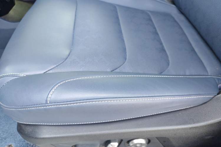 Used JETOUR Traveler C-DM 2024 C-DM 208KM Mountain & Wilderness Edition