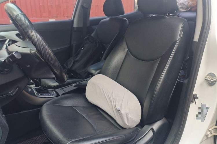 Used Nissan Lannia 2016 1.6L Manual Cool Edition
