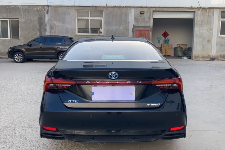 Used Toyota Avalon 2022 Dual-Engine 2.5L Luxury Edition
