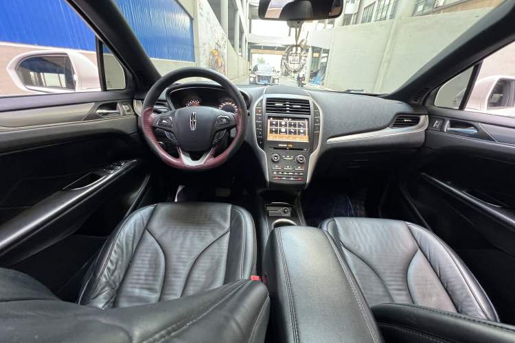 Used Lincoln MKC 2017 2.0T Two-Wheel Drive Deluxe Edition