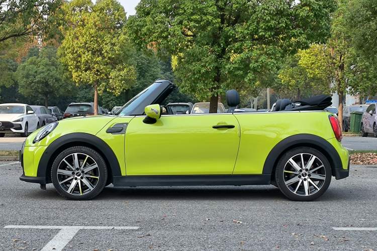 Used MINI MINI 2022 Updated 1.5T COOPER CABRIO Sidewalk