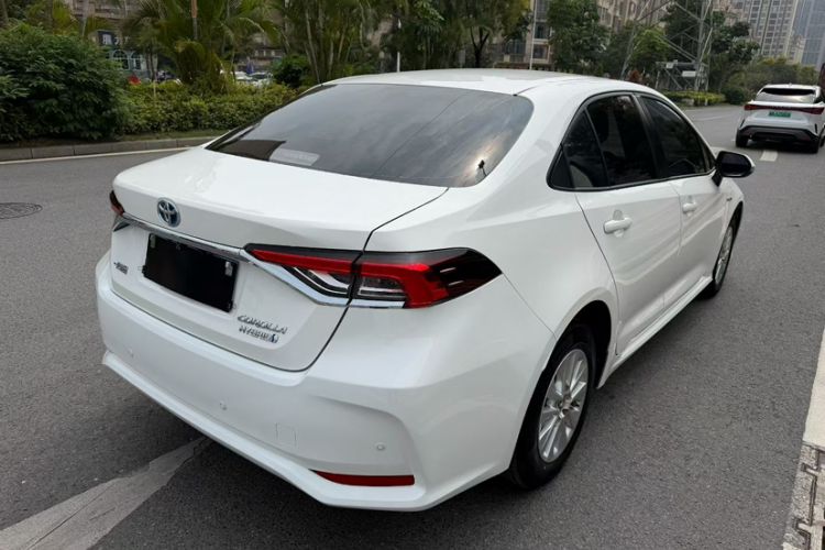 Used Toyota Corolla 2021 Dual-Engine 1.8L E-CVT Pioneer Edition Exterior 4