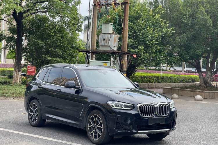 Used BMW X3 2023 xDrive25i M Sport Package Exterior 2