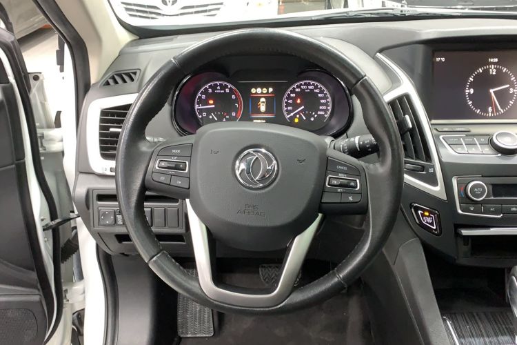 Used Dongfeng Aeolus AX7 2016 2.0L Automatic Zhiyi Trim
