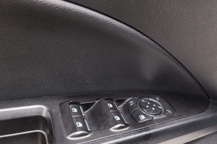 Used Ford Mondeo 2018 EcoBoost 180 Smart Control Fashion Model China VI Standard