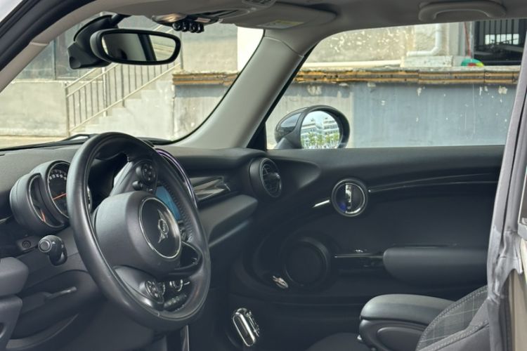 Used MINI 2018 1.5T COOPER Classic Edition Left Front Seat