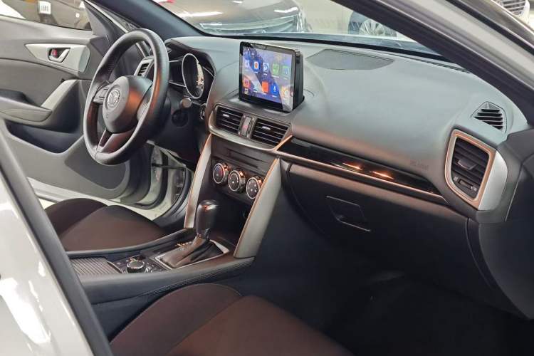 Used Mazda CX-4 2016 2.0L Automatic 2WD Blue Sky Dynamic Edition