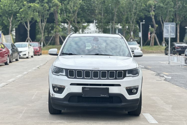 Used Jeep Compass 2017 200T Automatic Family Edition