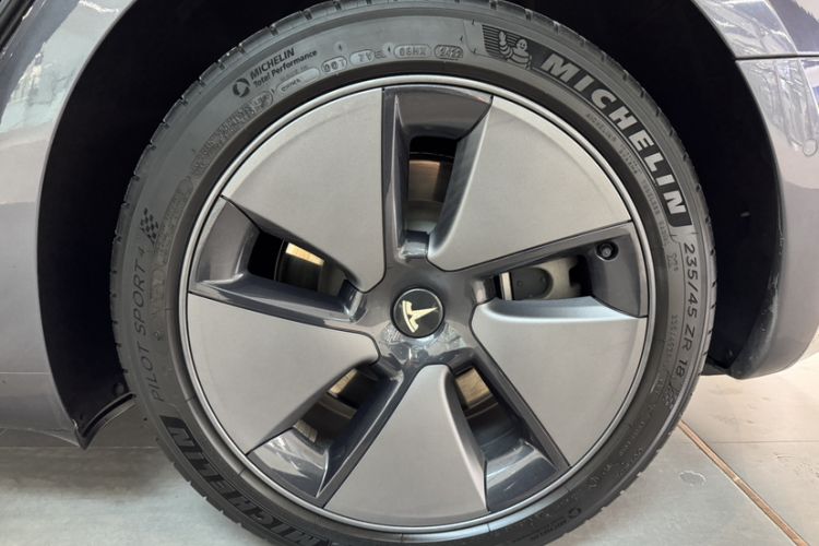 Used Tesla Model 3 2022 Rear-Wheel-Drive Version
