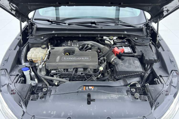 Used Lincoln Z 2022 iXiang Luxury Edition Interior 9