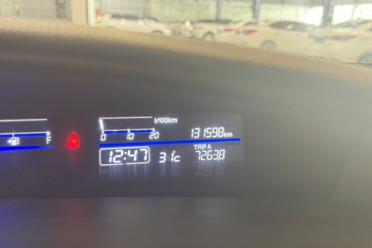 Used Honda Jade 2013 1.8L automatic Comfort version 5 seats
