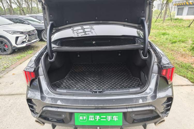 Used Lynk & Co 03 2023 1.5TD DCT JingPro Trunk