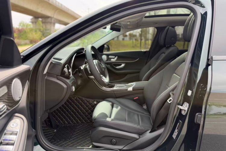 Used Mercedes-Benz C-Class 2021 C 260 L Sport Edition Star Collection Interior 6