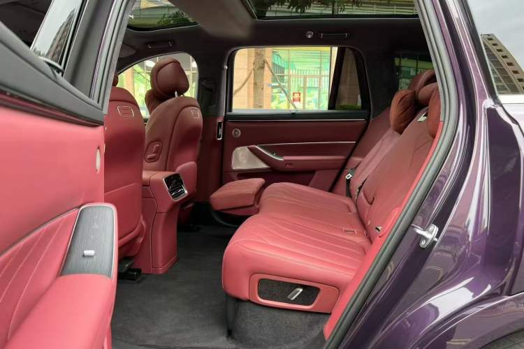 Used Hima AITO M8 2025 Model Pure Electric Max+ Five-Seat Long-Range Version