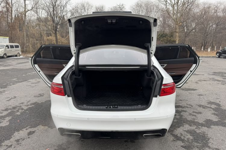 Used Jaguar XFL 2018 XFL 2.0T 250 PS Luxury Edition