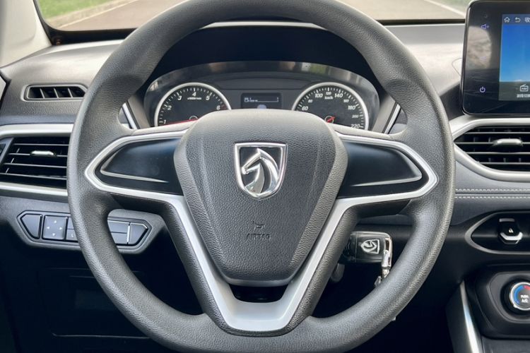 Used Baojun 530 2018 1.5T Manual Elite Version China V