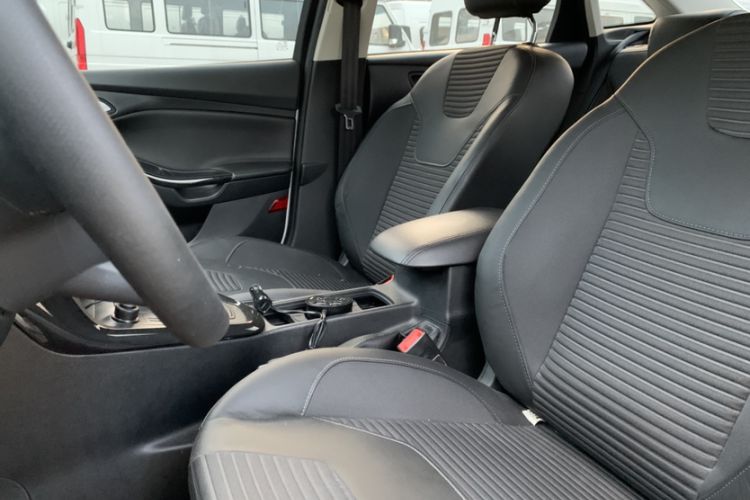 Used Ford Focus 2015 Sedan 1.6L Automatic Trend Model