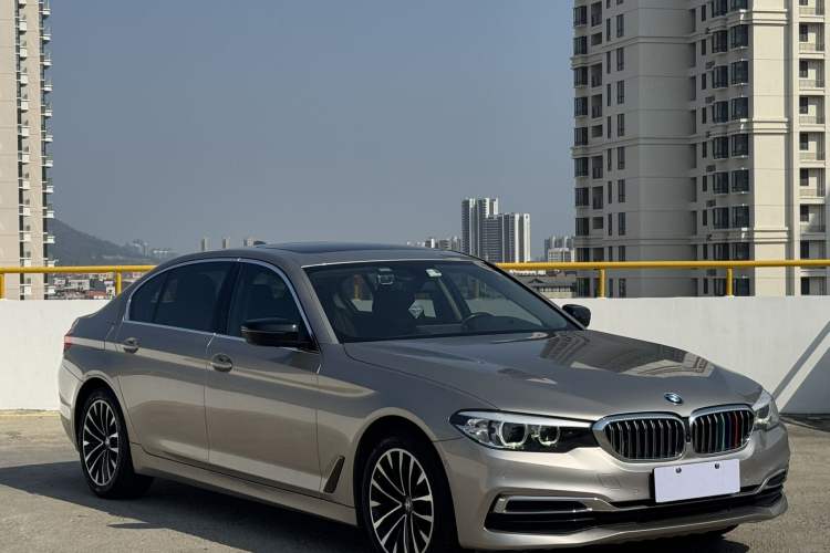 Used BMW 5 Series 2019 Facelifted 525Li Luxury Package
