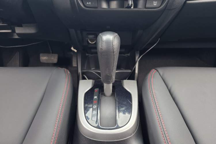 Used Honda Fit 2014 1.5L SE CVT Fashion Model