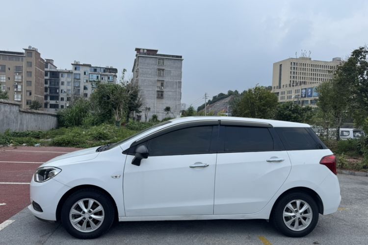 Used Chevrolet Lova RV 2016 1.5L Automatic Comfort Edition