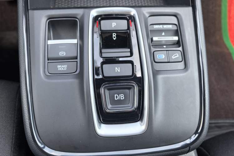 Used Honda Breeze 2024 eHEV Two-Wheel-Drive Luxury Edition