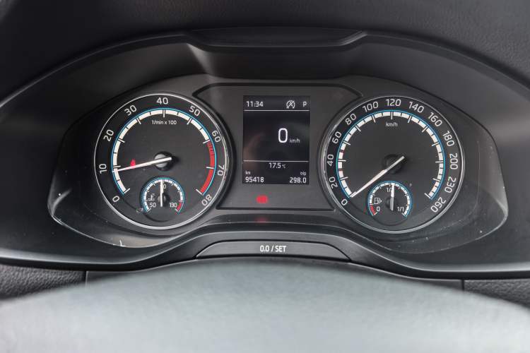Used Skoda Karoq 2020 TSI280 Luxury Smart Edition China VI Standard Instrument Cluster