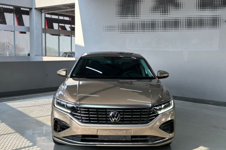 Used Volkswagen Passat 2022 330TSI Elite Edition Custom Version