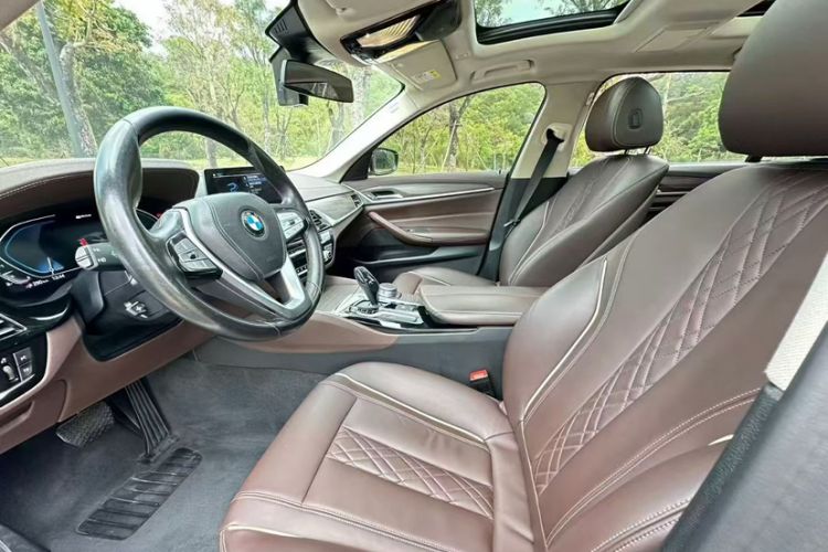 Used BMW 5 Series New Energy 2020 Mileage Upgrade Version 530Le Luxury Package Left Front Seat