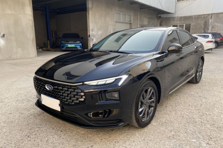 Used Ford Mondeo 2025 2.0T EcoBoost Luxury Version