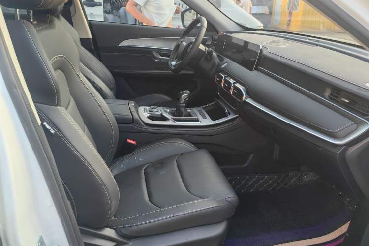 Used JETOUR X70 PLUS 2021 1.5T Manual Lin 7-Seater