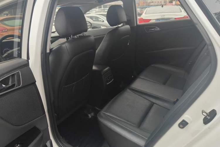 Used Hyundai Mistra 2014 1.8L Automatic Smart GLS
