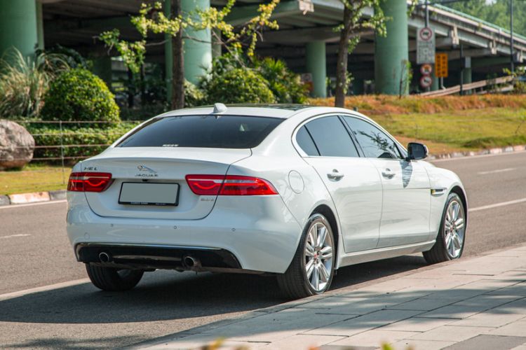 Used Jaguar XEL 2019 2.0T 200 PS Deluxe Edition