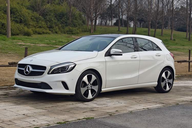 Used Mercedes-Benz A-Class (Import) 2016 A 200 Fashion Model