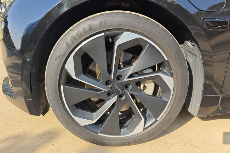 Used Zeekr 001 2022 Long-Range Dual-Motor WE Edition
