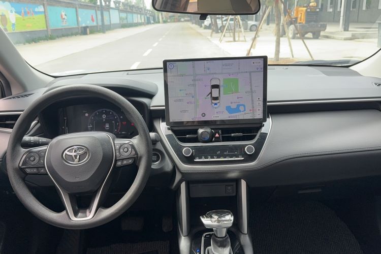 Used Toyota FRONTLANDER 2023 2.0L CVT Leading Edition Interior 3