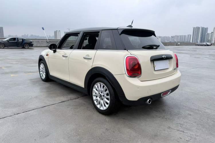 Used MINI MINI 2016 1.5T COOPER Five-Door Edition
