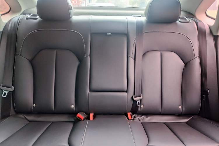 Used Roewe i6 2017 20T Automatic Flagship Edition
