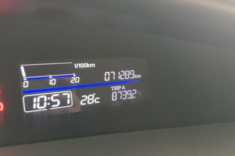 Used Honda Jade 2017 1.8L automatic Comfort version 5 seats
