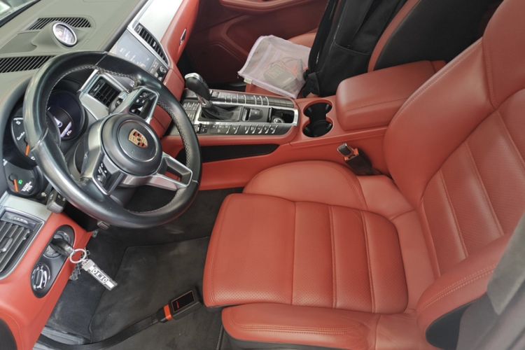 Used Porsche Macan 2017 Macan Turbo 3.6T