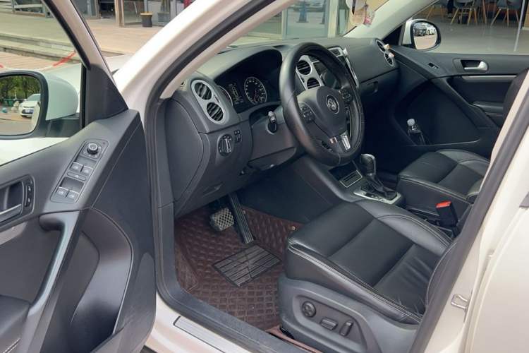 Used Volkswagen Tiguan L 2017 300TSI Automatic Two-Wheel Drive Silk Road Comfort Edition