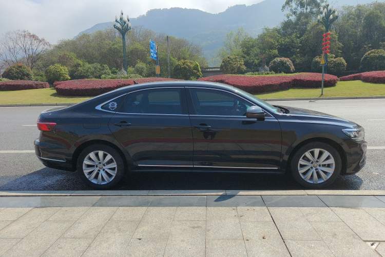 Used Volkswagen Passat 2019 330TSI Elite Edition China VI
