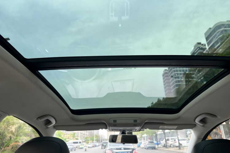 Used Volkswagen Golf Sportsvan 2016 230TSI Automatic Trend Edition Headliner