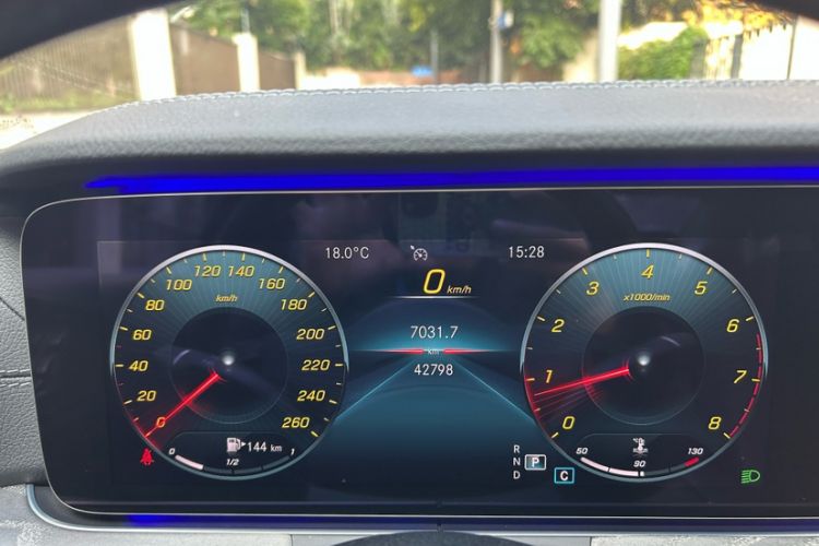 Used Mercedes-Benz CLS 2021 CLS 300 Sport Edition Odometer Close Up