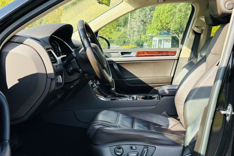 Used Volkswagen Touareg 2015 3.0 TDI Diesel Standard Model