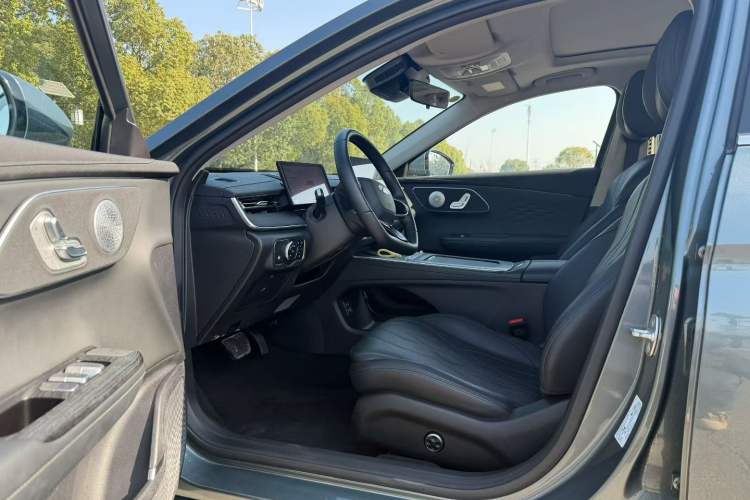 Used Chery Fengyun A8L 2025 1.5 TGDI 145 km Luxury Version